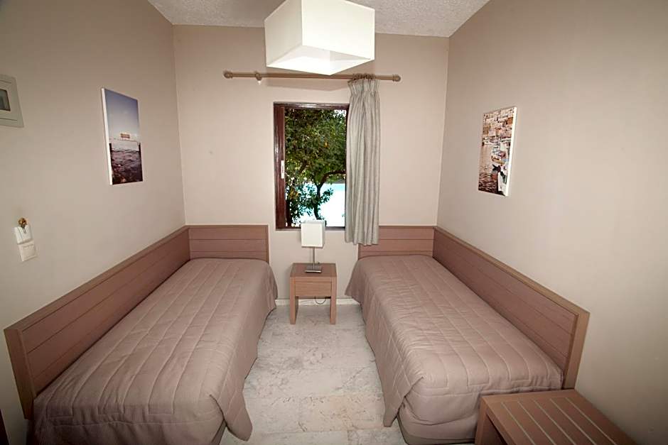 Kalydna Island Hotel