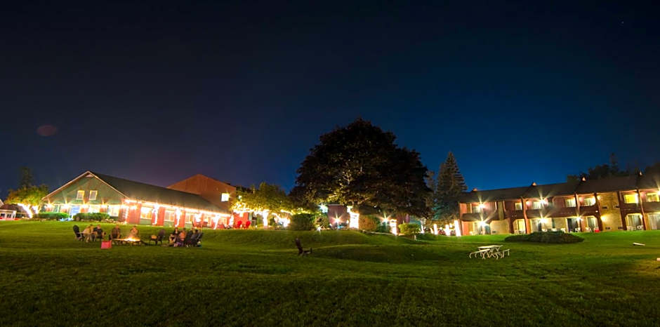 Cedar Hill Lodge