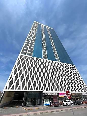 Oasis tower family apartment 2404