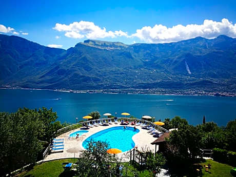 Residence Hotel Maxi