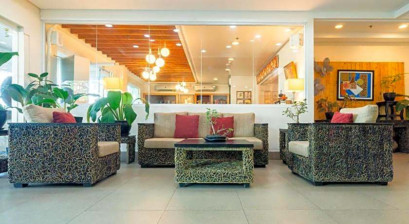 Microtel by Wyndham South Forbes near Nuvali