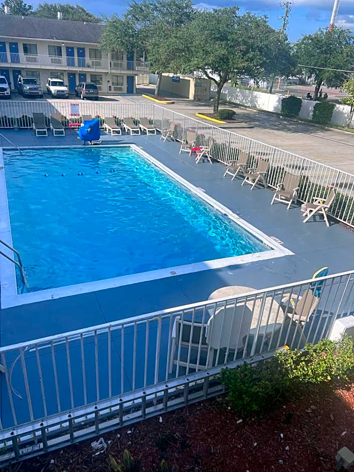 Motel 6-Orlando, FL - Winter Park