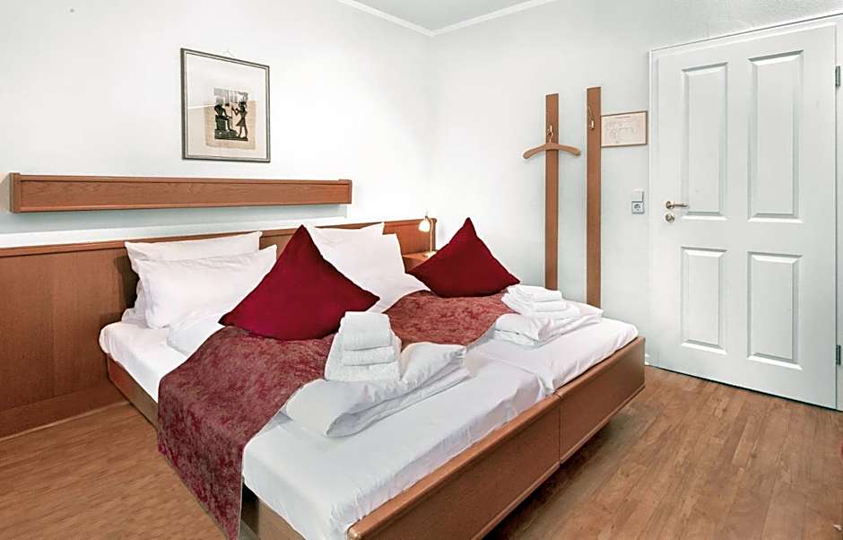 Zur Windmuhle Restaurant - Hotel