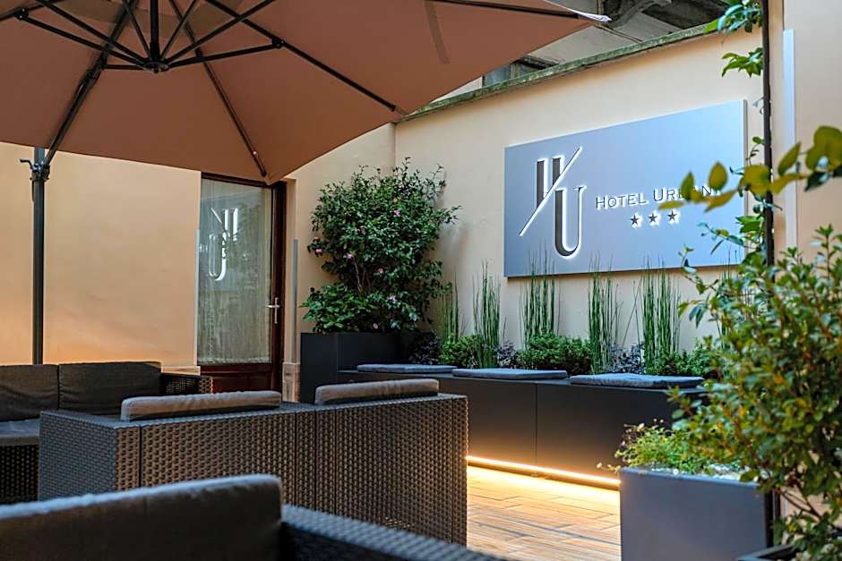 Hotel Urbani
