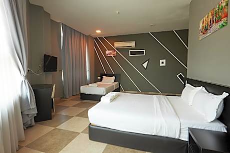 Superior Family Room