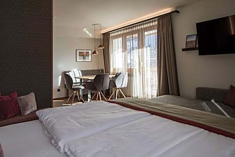 Junior Suite with Balcony