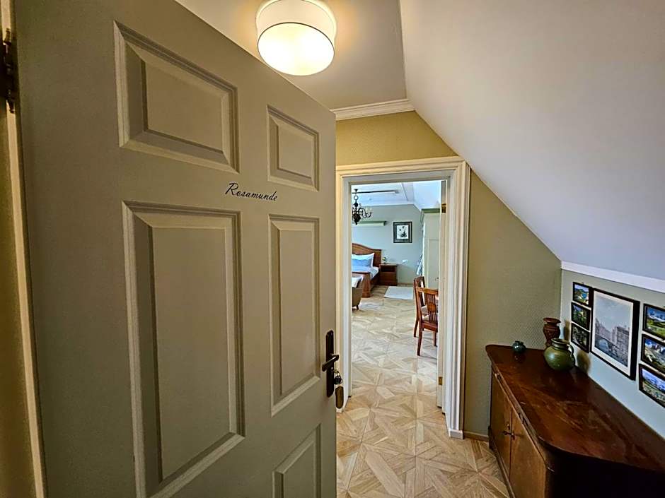 Photo 1 of 8 of Deluxe Family Suite