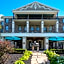 Niagara Crossing Hotel and Spa