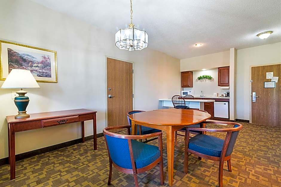 Quality Inn & Suites Schoharie near Howe Caverns