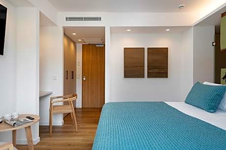 Deluxe Apartment with Sea View