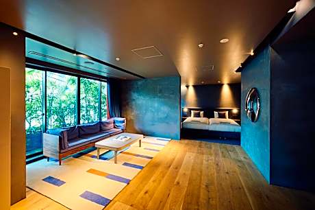 Tokyo Craft room