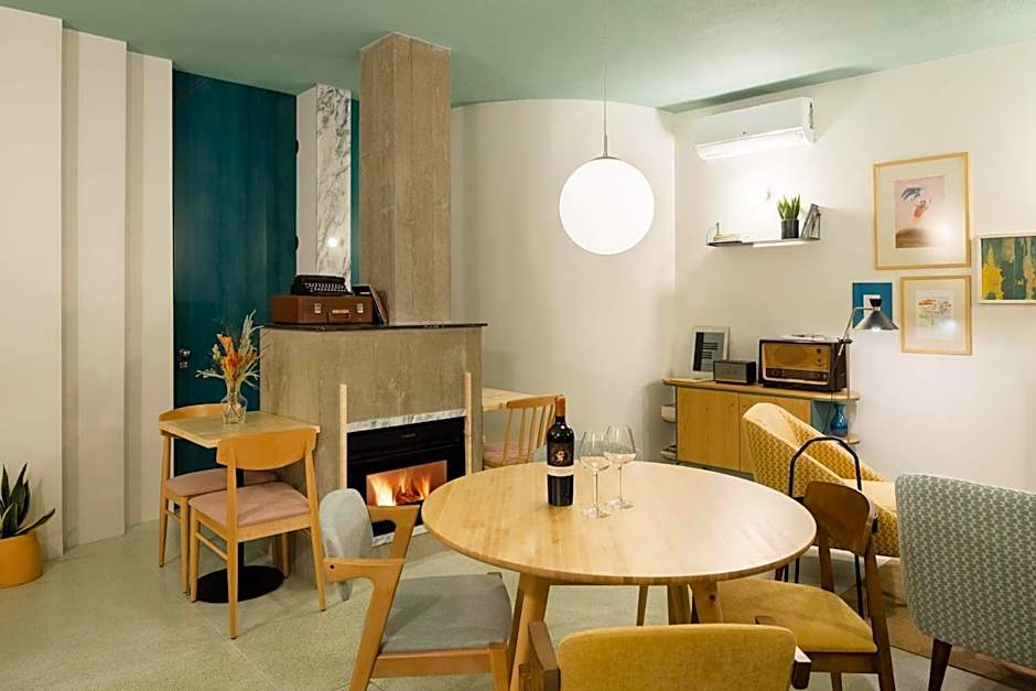 Covelo - The Original Rooms and Suites