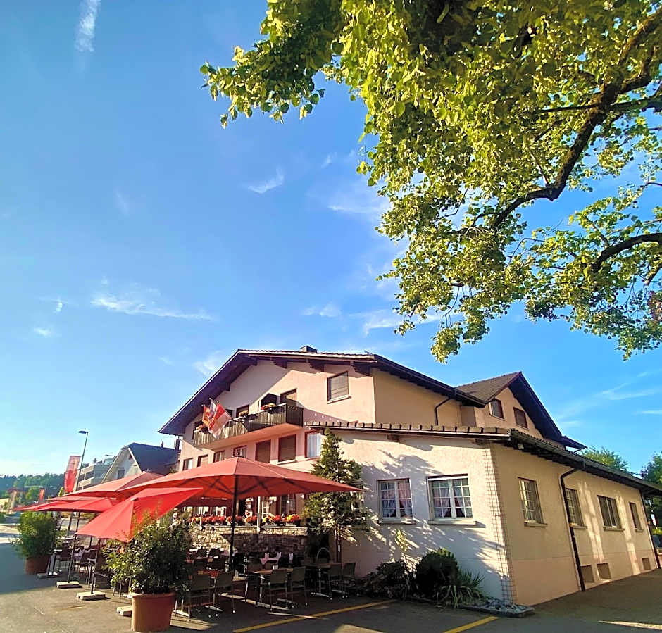 Hotel zum Roten Löwen