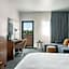 La Quinta Inn & Suites by Wyndham San Luis Obispo Downtown