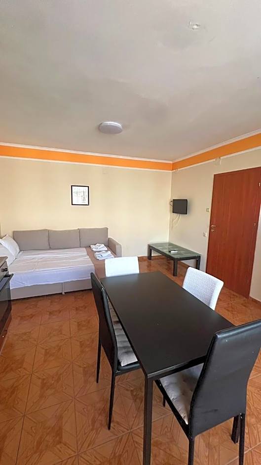 Family Hotel ADIA BLUE