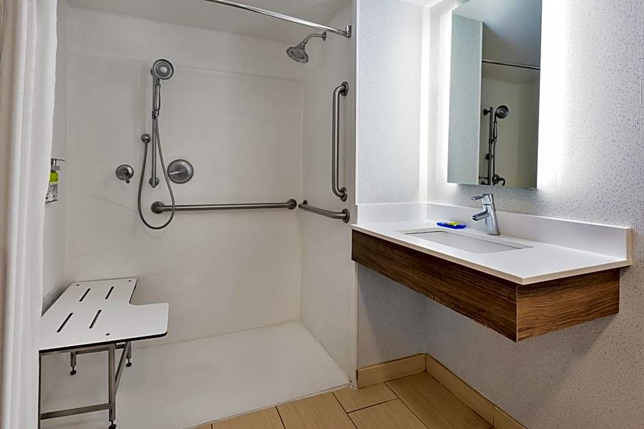 Holiday Inn Express - Waldorf By IHG