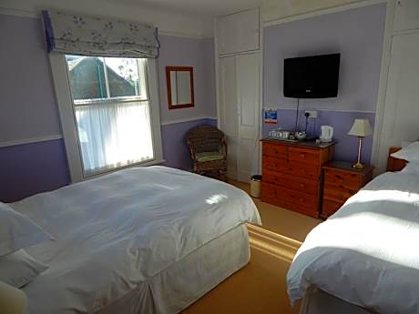 Double or Twin Room with Private External Bathroom