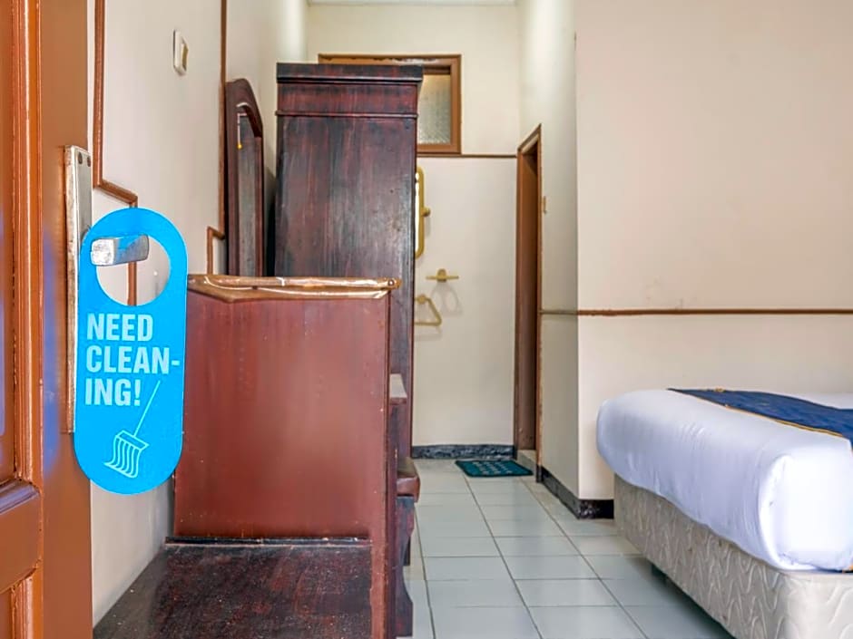 SPOT ON 2341 Hotel Padjajaran 2