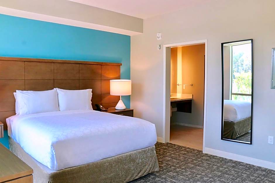 Staybridge Suites Long Beach Airport By IHG