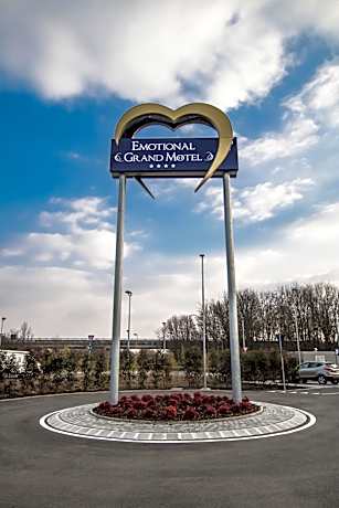 Emotional Grand Motel