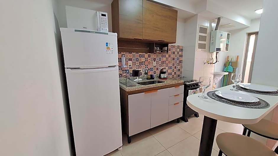 Apto moderno com varanda, piscina e academia