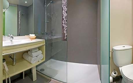 Twin Room with Garden View