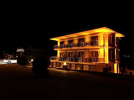 Cunda Demir Otel
