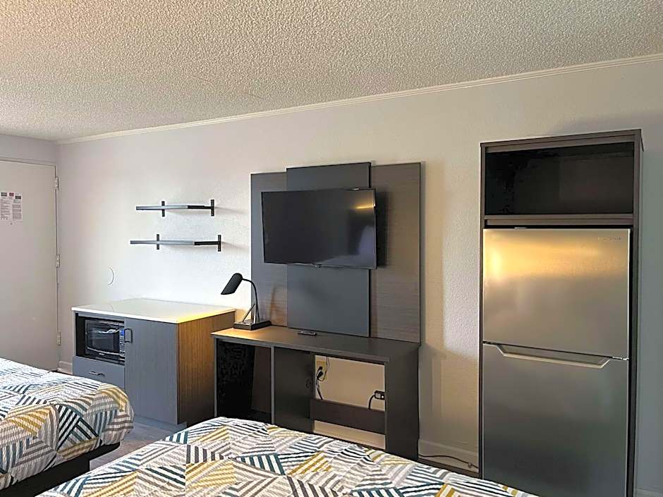 Studio 6 Suites Perry, GA