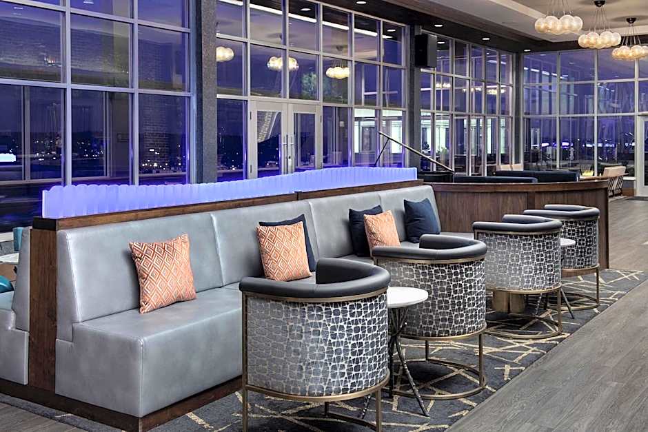 Embassy Suites By Hilton Knoxville Downtown
