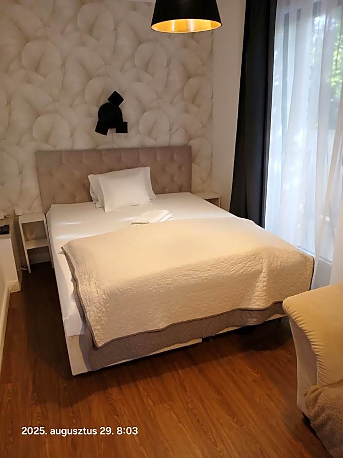 Éjjeli Bagoly Étterem és Panzió