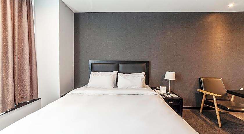 Gangneung Tourist Hotel