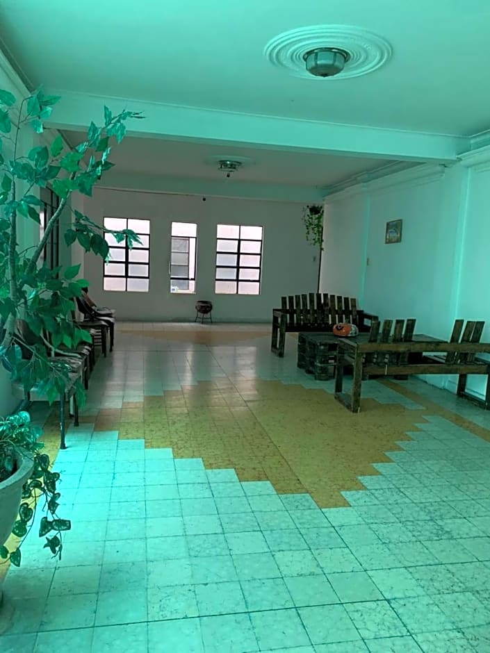 Hotel Osaenzz