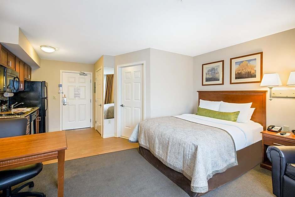 Candlewood Suites Pittsburgh-Cranberry By IHG