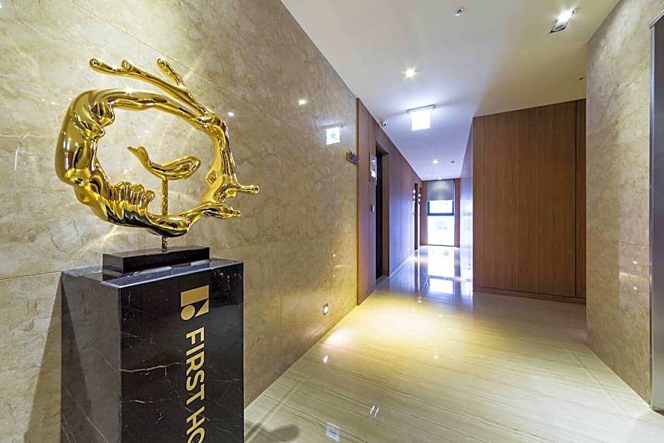 Galmea First Hotel