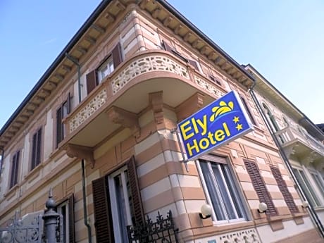 Hotel Ely