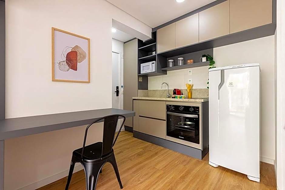 Easy Star - Lindo Studio no Brooklin ao lado Av. Santo Amaro! - ZT01H