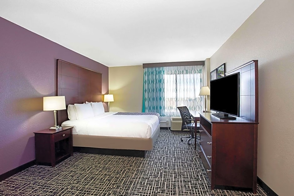 La Quinta Inn & Suites by Wyndham Denver - Aurora Medical Ctr.