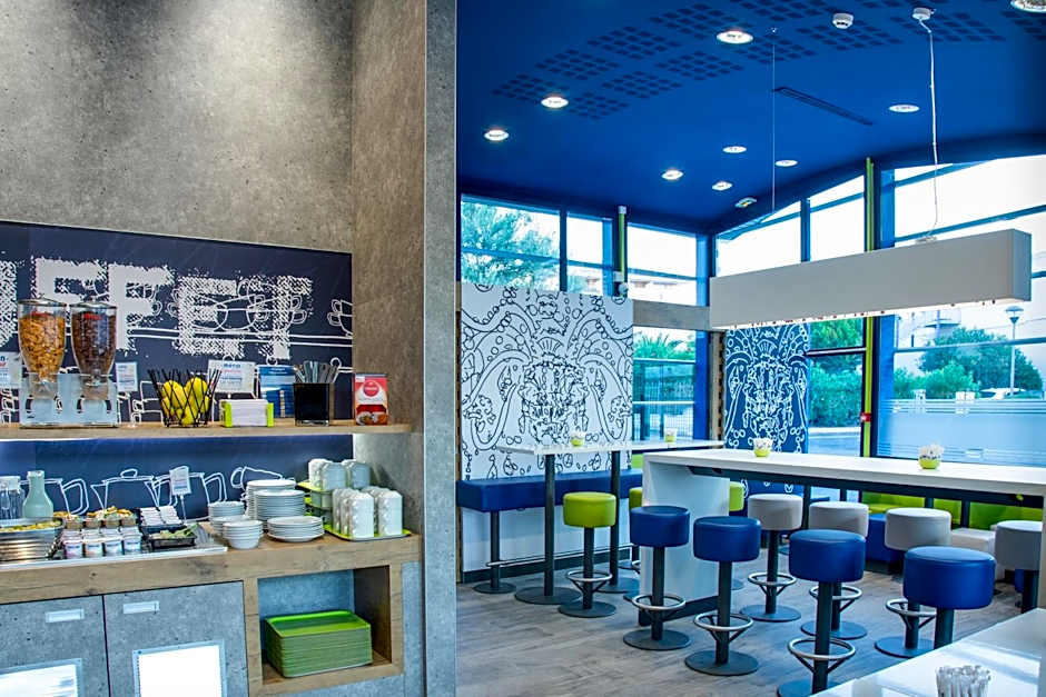 ibis budget Montpellier Sud Près d'Arènes