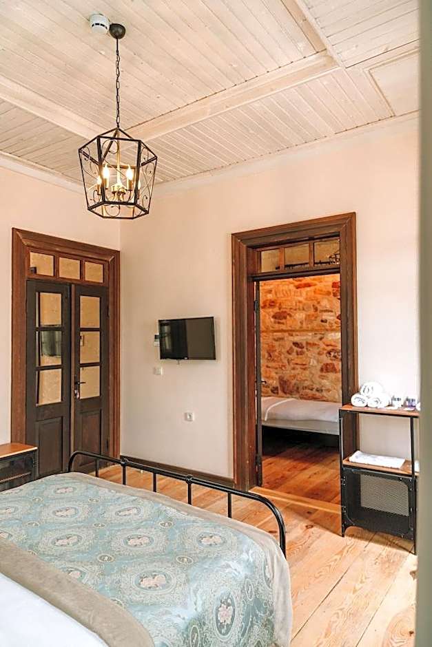Nill's Stone House Otel