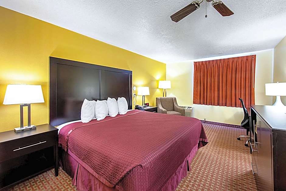 Rodeway Inn & Suites Monticello