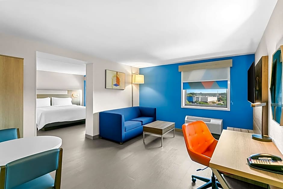 Holiday Inn Express Baltimore West - Catonsville By IHG