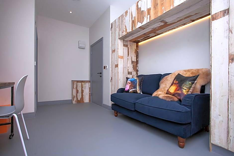 Higgihaus Aparthotel, Clare Street