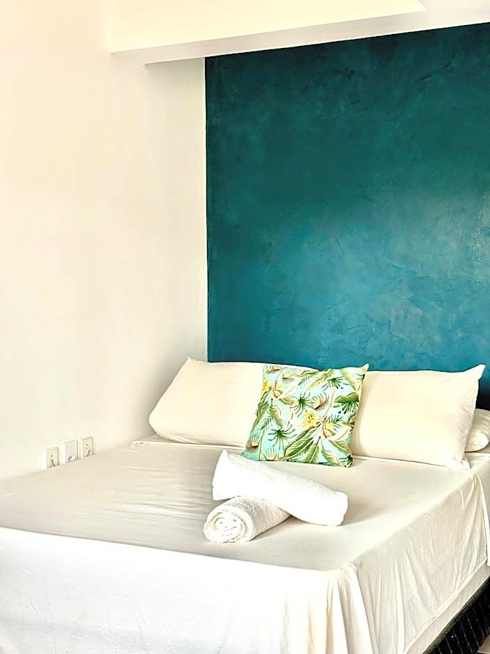 Novos Baianos Hostel e Pousada