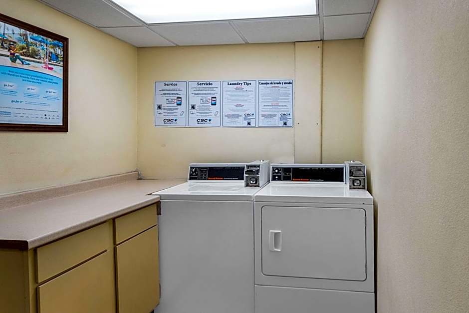 Baymont by Wyndham Meridian