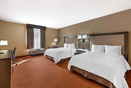 Queen Room with Two Queen Beds and Roll-In Shower - Disability Access/Non-Smoking