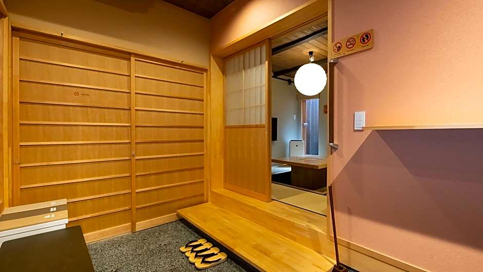 Sen Omiya-Gojo Muslim Friendly Easy access to Kyoto STA