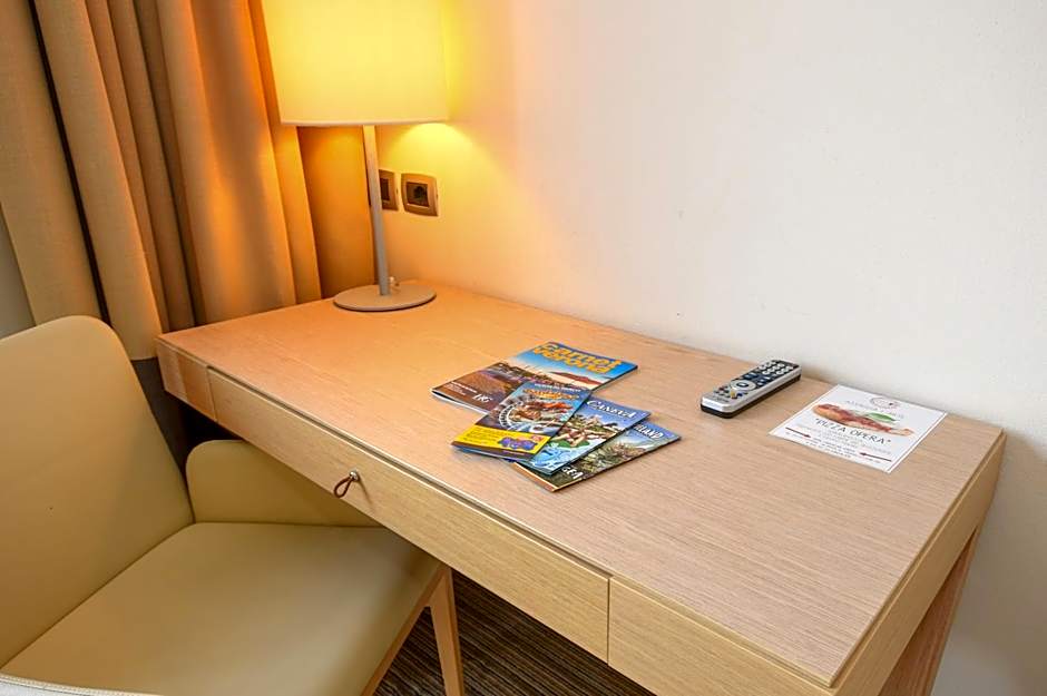 Hotel Parchi Del Garda