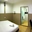 Lih Pin Hotel