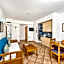 Oceanus Aparthotel
