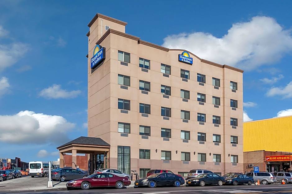 Days Inn & Suites by Wyndham Jamaica JFK Airport
